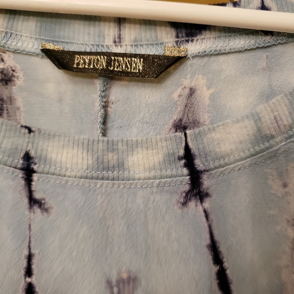 Peyton Jensen tie dye dress. - Picture 4 of 6